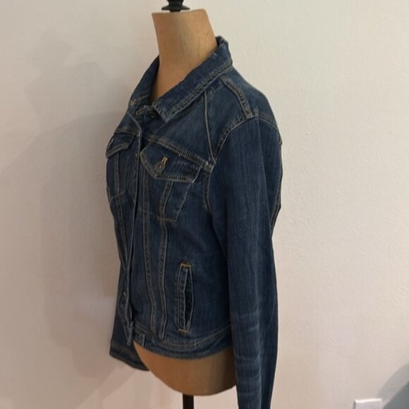 Pilcro sz L (fits like an 8) Women's fitted Denim Jacket pockets, button closure - Picture 3 of 7